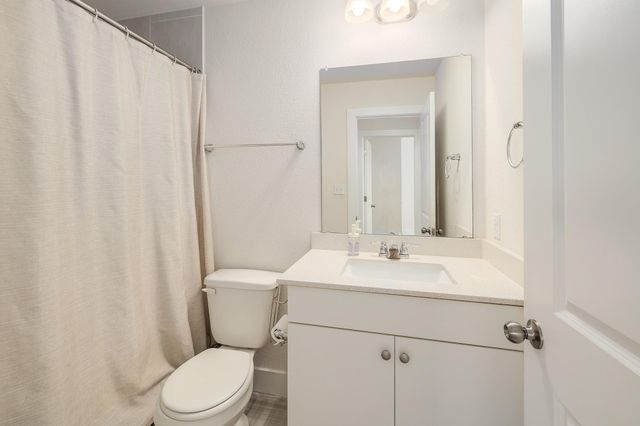 204 Furlong DR, Georgetown, TX 78626