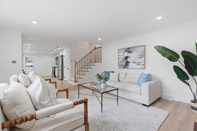 138 Forest St, Brockton, MA 02302