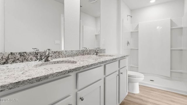 2072 Apollo Drive, Chipley, FL 32428