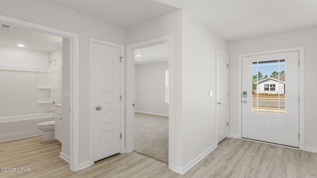 2072 Apollo Drive, Chipley, FL 32428