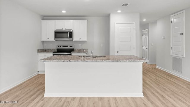 2072 Apollo Drive, Chipley, FL 32428