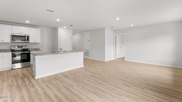 2072 Apollo Drive, Chipley, FL 32428