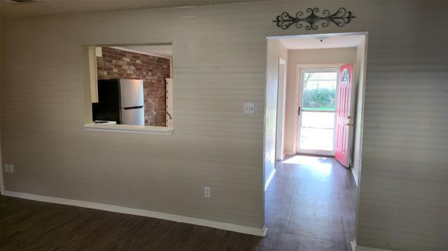 3878 Laura Leigh Drive, Friendswood, TX 77546
