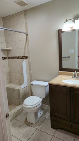 3878 Laura Leigh Drive, Friendswood, TX 77546