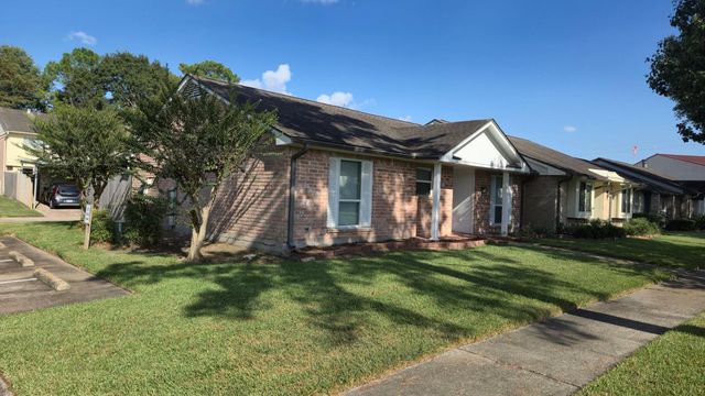 3878 Laura Leigh Drive, Friendswood, TX 77546