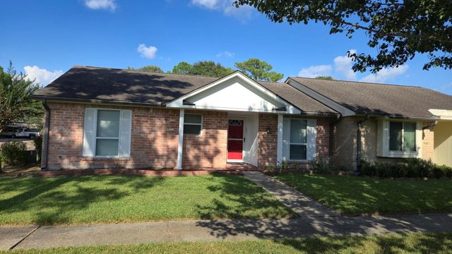 3878 Laura Leigh Drive, Friendswood, TX 77546