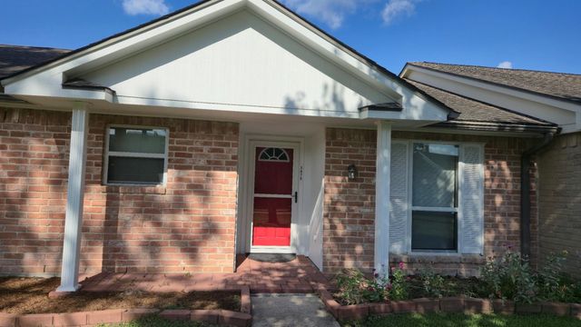 3878 Laura Leigh Drive, Friendswood, TX 77546