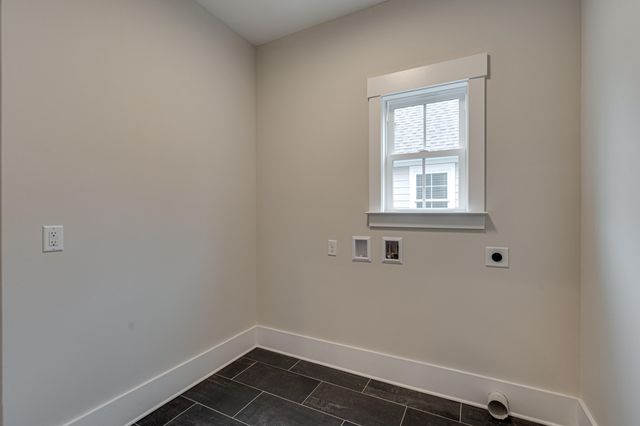 7433 Paxton Circle, Hixson, TN 37343