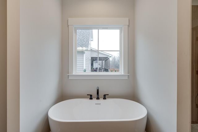 7433 Paxton Circle, Hixson, TN 37343