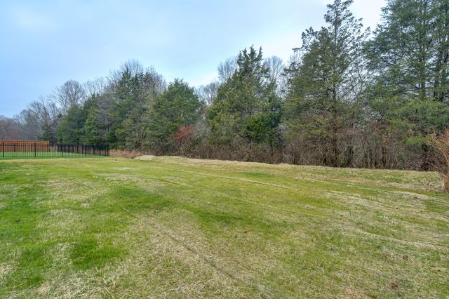 7433 Paxton Circle, Hixson, TN 37343