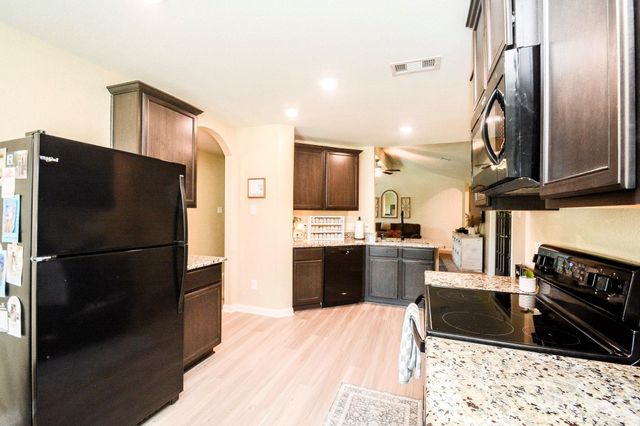 23044 Bellini Drive, Magnolia, TX 77355