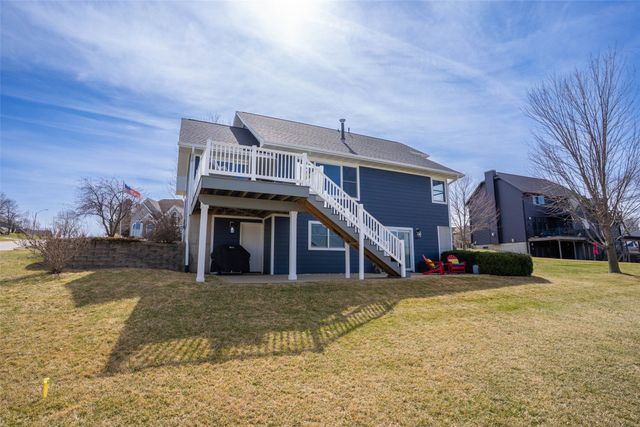 1202 Shadow Lane, Pella, IA 50219