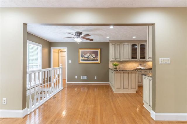 5144 Malisa Ridge, Oakwood, GA 30566