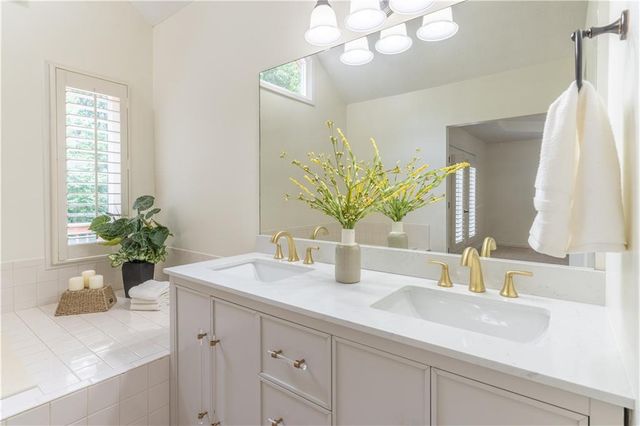 5144 Malisa Ridge, Oakwood, GA 30566
