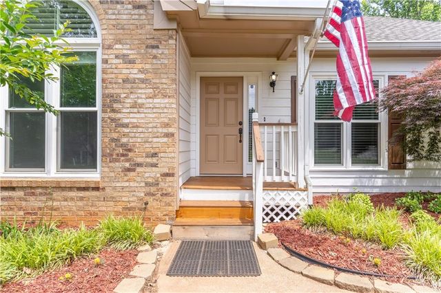 5144 Malisa Ridge, Oakwood, GA 30566
