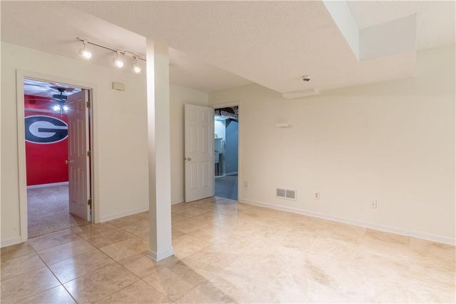 5144 Malisa Ridge, Oakwood, GA 30566