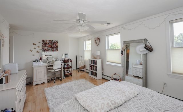 13 Deerfield Dr, Pepperell, MA 01463