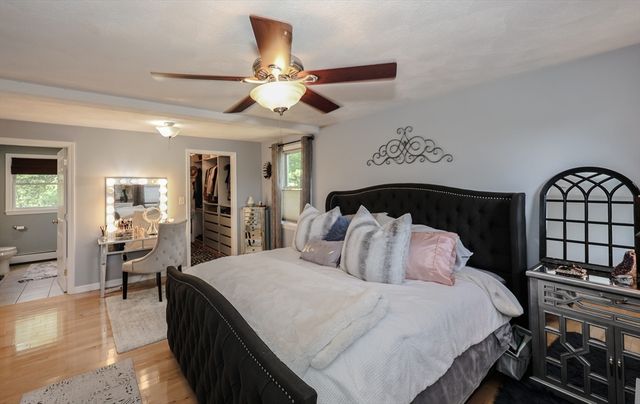 13 Deerfield Dr, Pepperell, MA 01463