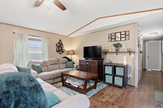 4892 ROBERTS CT, Rapid City, SD 57703