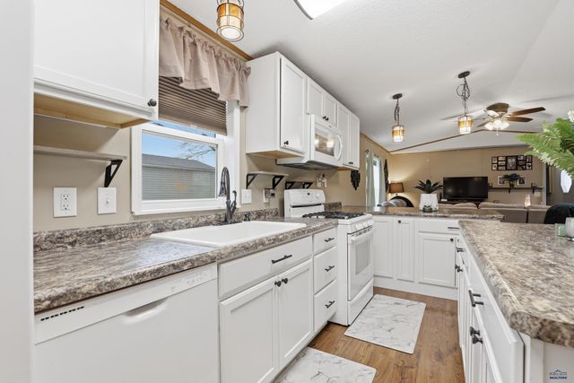 4892 ROBERTS CT, Rapid City, SD 57703