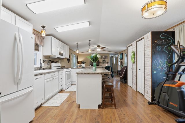 4892 ROBERTS CT, Rapid City, SD 57703