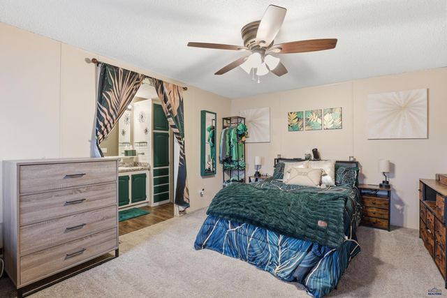 4892 ROBERTS CT, Rapid City, SD 57703