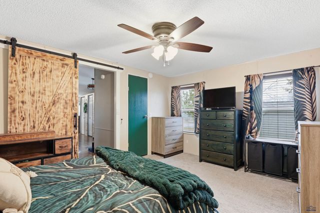 4892 ROBERTS CT, Rapid City, SD 57703