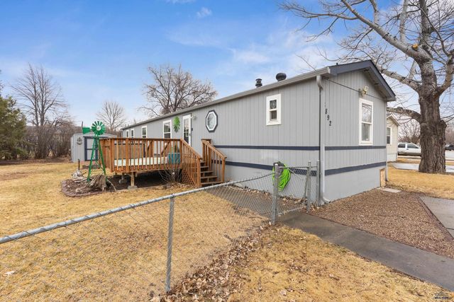 4892 ROBERTS CT, Rapid City, SD 57703