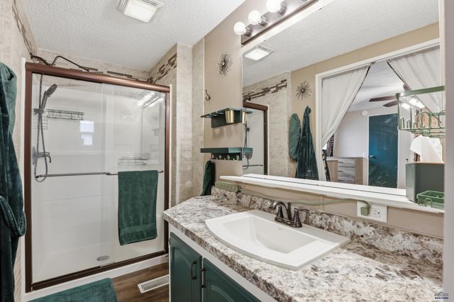 4892 ROBERTS CT, Rapid City, SD 57703