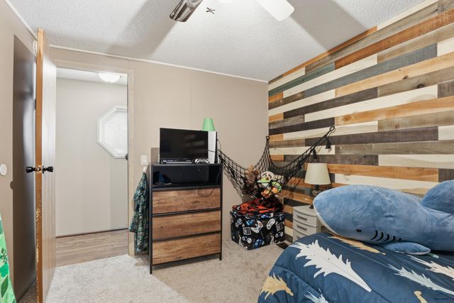 4892 ROBERTS CT, Rapid City, SD 57703