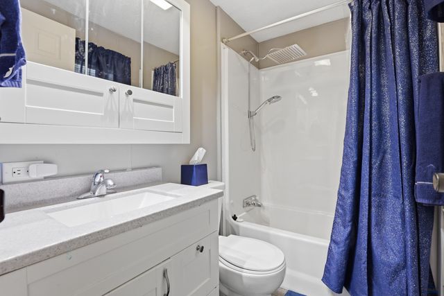 4892 ROBERTS CT, Rapid City, SD 57703