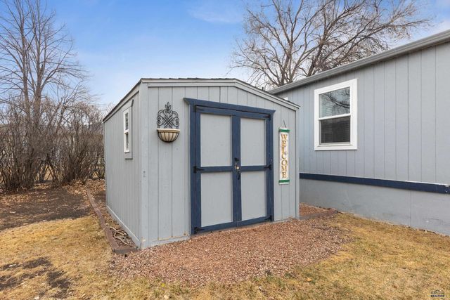 4892 ROBERTS CT, Rapid City, SD 57703