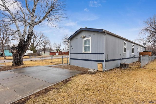 4892 ROBERTS CT, Rapid City, SD 57703