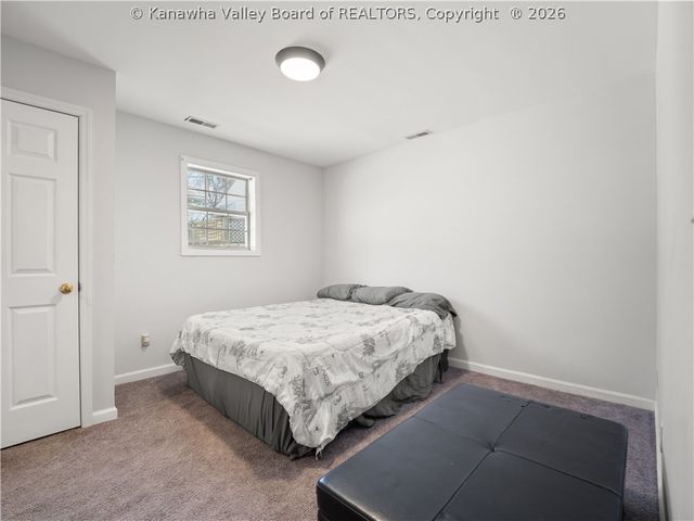 442 20th Street, Dunbar, WV 25064