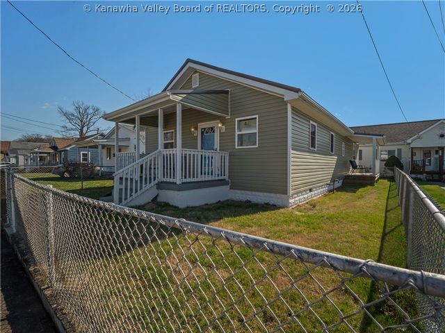 442 20th Street, Dunbar, WV 25064