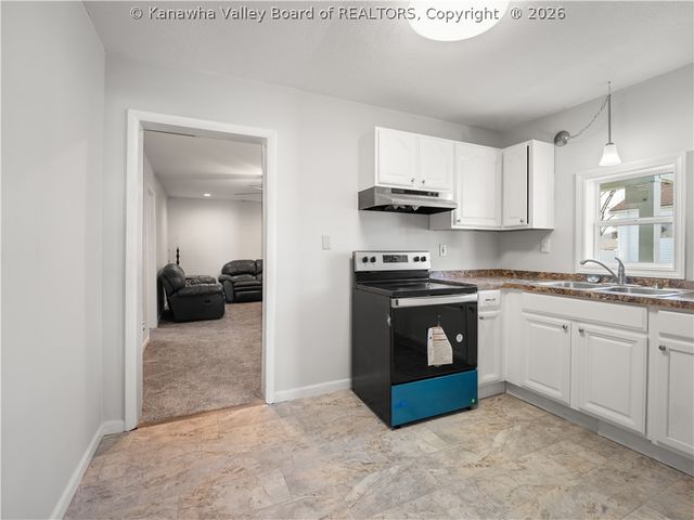 442 20th Street, Dunbar, WV 25064