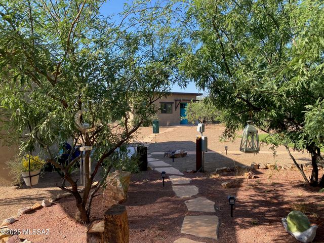 1760 W Eagle Way, Amado, AZ 85645