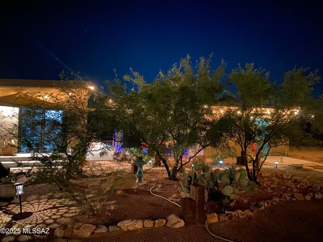 1760 W Eagle Way, Amado, AZ 85645