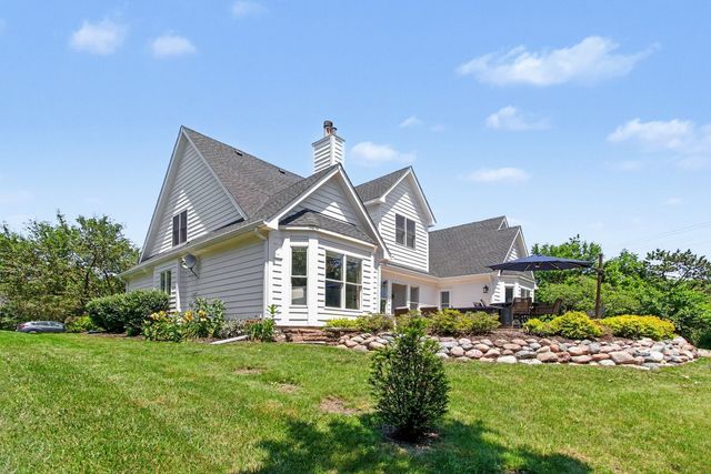 1204 N Oakridge Court, Palatine, IL 60067