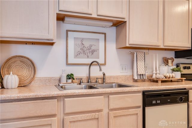 1770 Piper Lane 208, Dayton, OH 45440