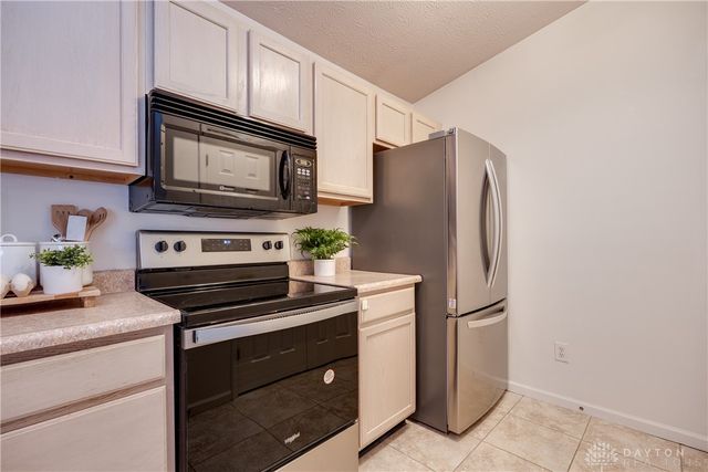 1770 Piper Lane 208, Dayton, OH 45440