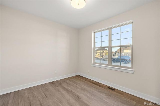 4060 Blossom Drive, Sterling Heights, MI 48314