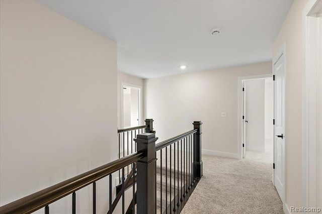 4060 Blossom Drive, Sterling Heights, MI 48314