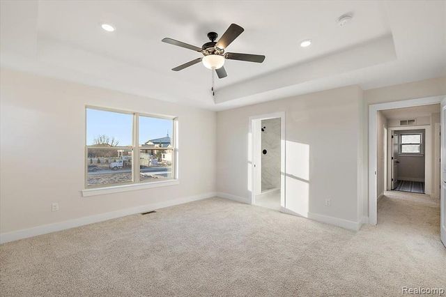 4060 Blossom Drive, Sterling Heights, MI 48314