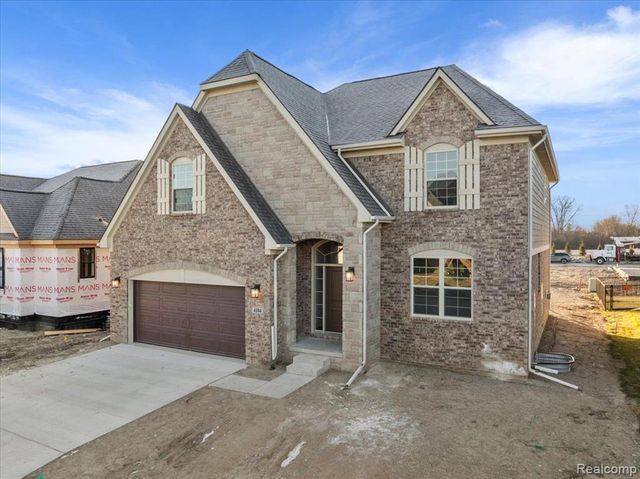 4060 Blossom Drive, Sterling Heights, MI 48314