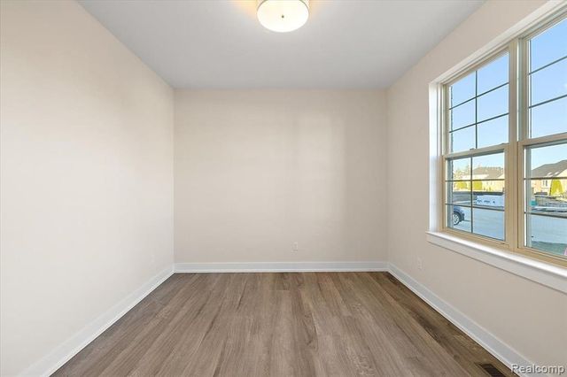 4060 Blossom Drive, Sterling Heights, MI 48314