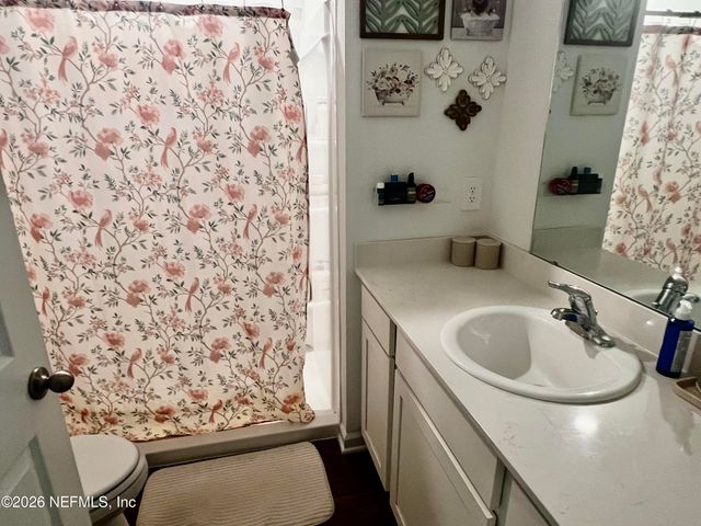 646 CELTIC Drive, Jacksonville, FL 32218