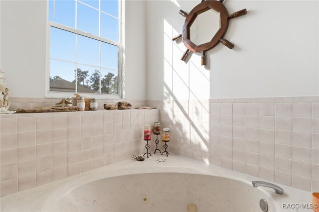 14 Tall Marigolds Court, Homosassa, FL 34446