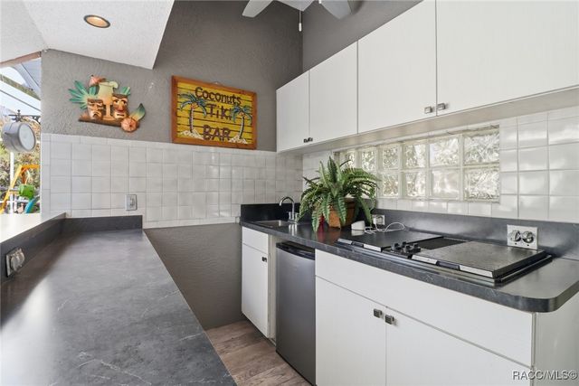 14 Tall Marigolds Court, Homosassa, FL 34446