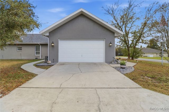 14 Tall Marigolds Court, Homosassa, FL 34446